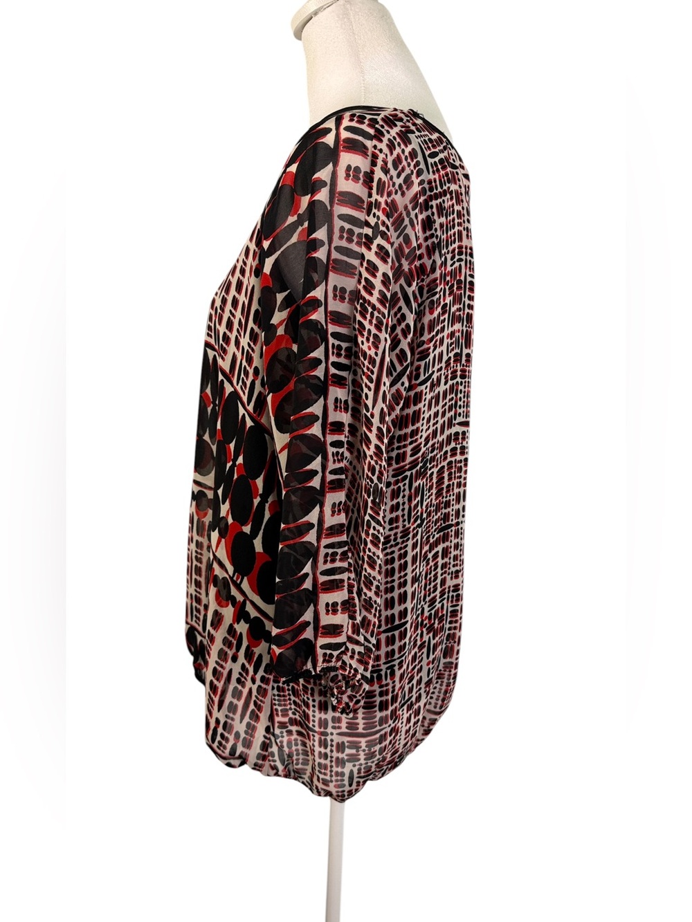 Hannah Geometric Print Bubble Hem Blouse Medium Black Red Sheer 3/4 Sleeve - Picture 3 of 11